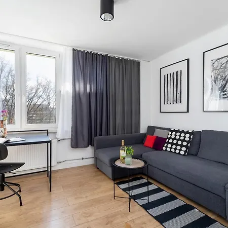 Daire Pet-friendly Cosy Studio Skarbinskiego By Renters Krakow