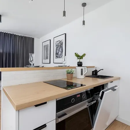 Pet-friendly Cosy Studio Skarbinskiego By Renters Apartamento